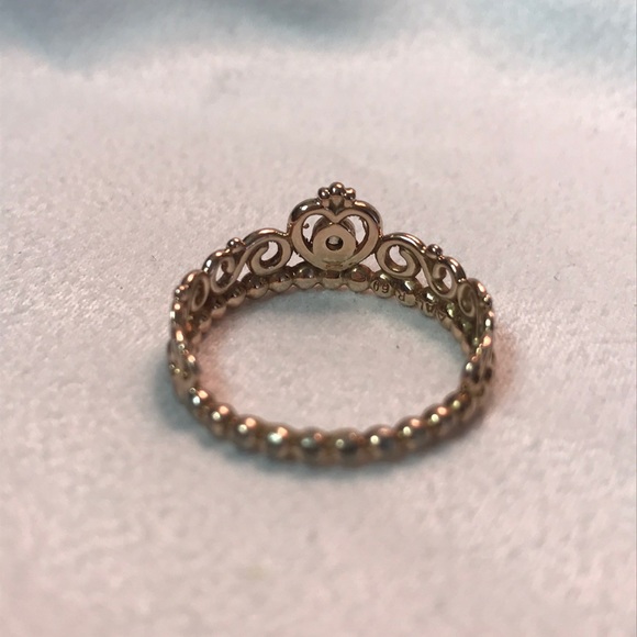 Pandora Rose Gold Princess Tiara Ring ✨ - Picture 4 of 4